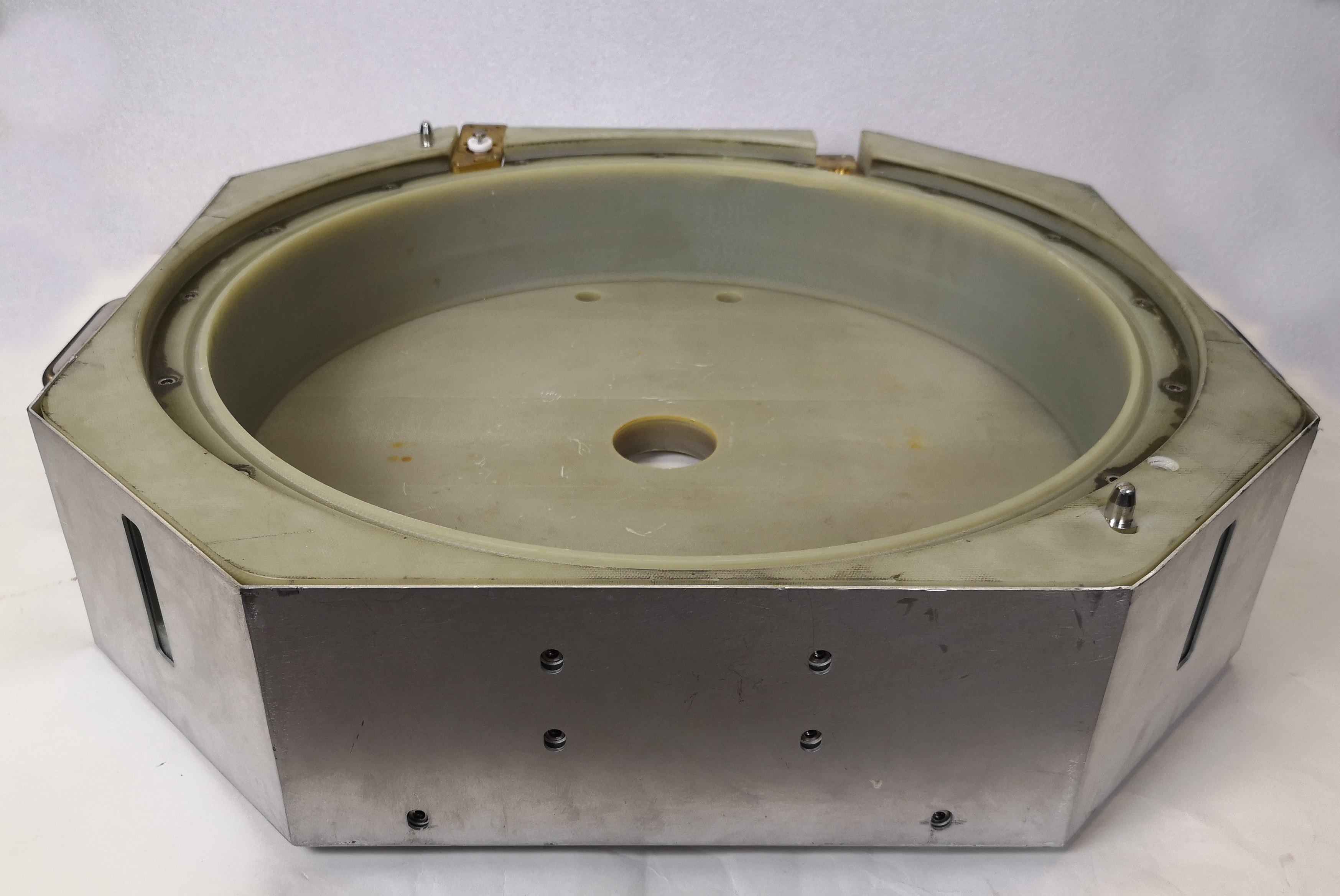 オーダー 12842 APPLIED MATERIALS ENDURA 402902-1 300MM PVD SOURCE CHAMBER